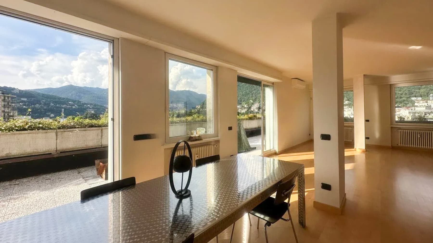 Appartamento panoramico a Como, Lago di Como