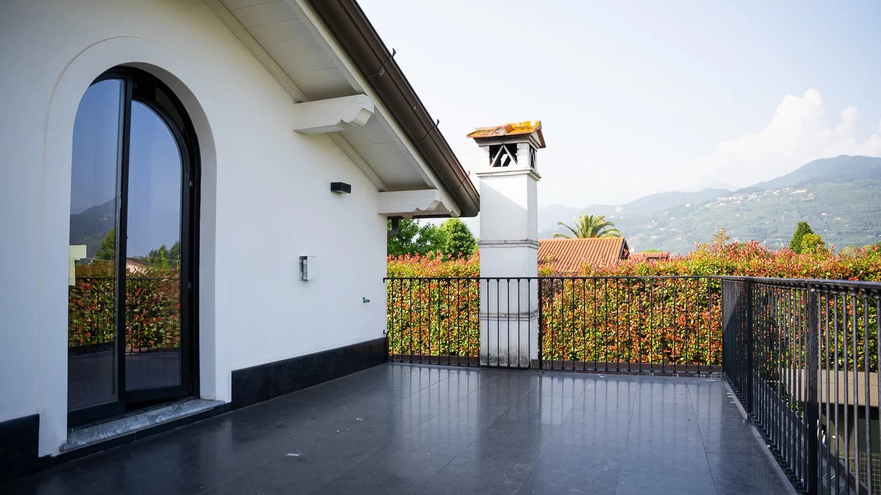 Villa in Charming Pietrasanta, Versilia - Tuscany