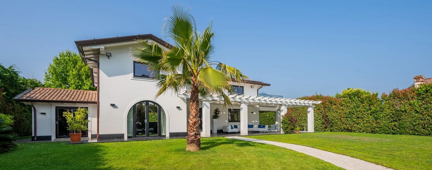 Villa in Charming Pietrasanta, Versilia - Tuscany
