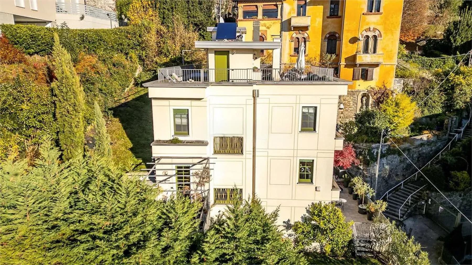 Villa indipendente con rooftop al Lago di Como