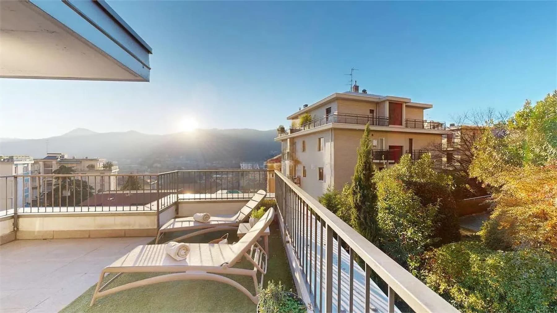 Villa indipendente con rooftop al Lago di Como