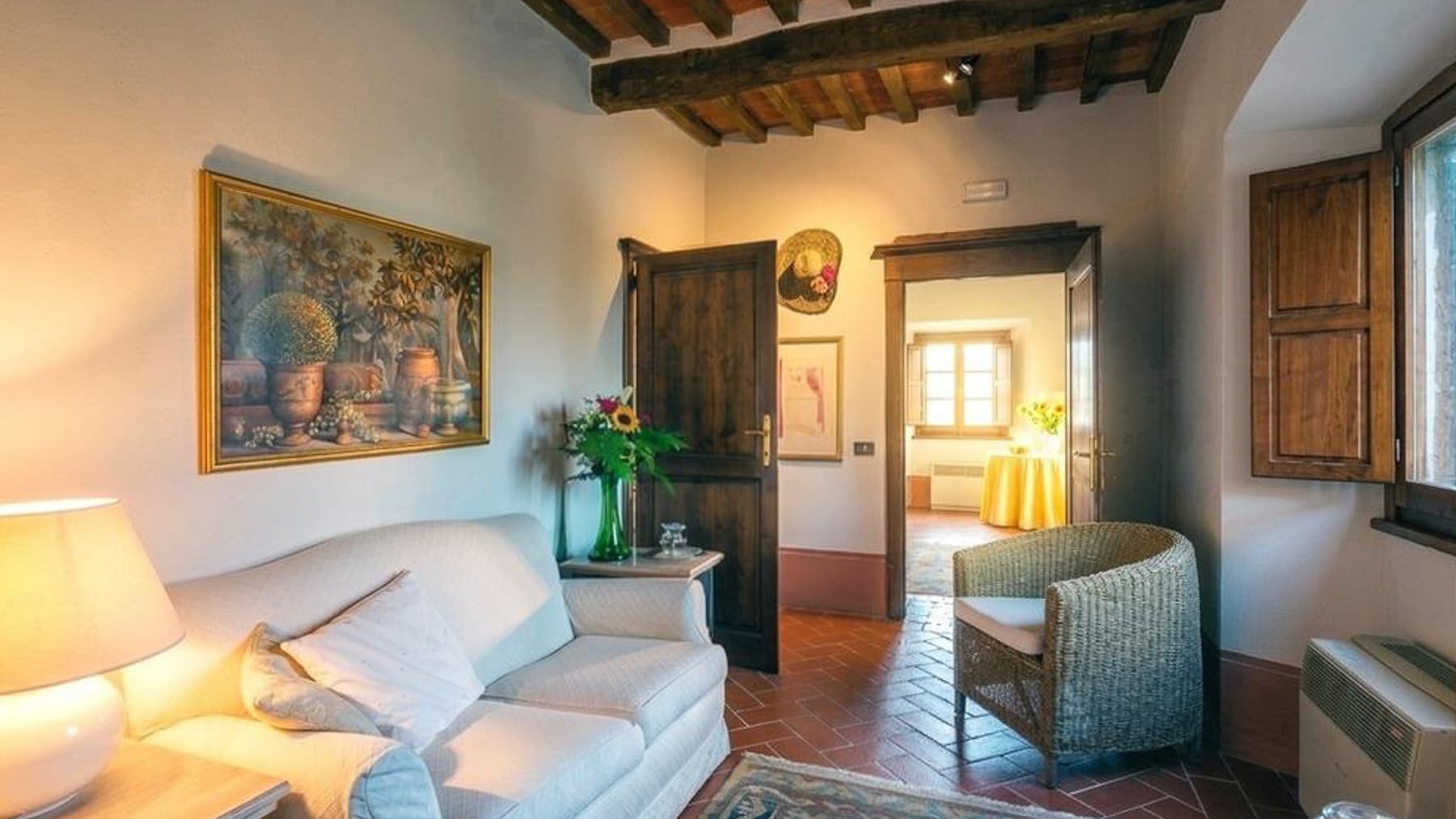 Casale storico a Campello sul Clitunno, Umbria
