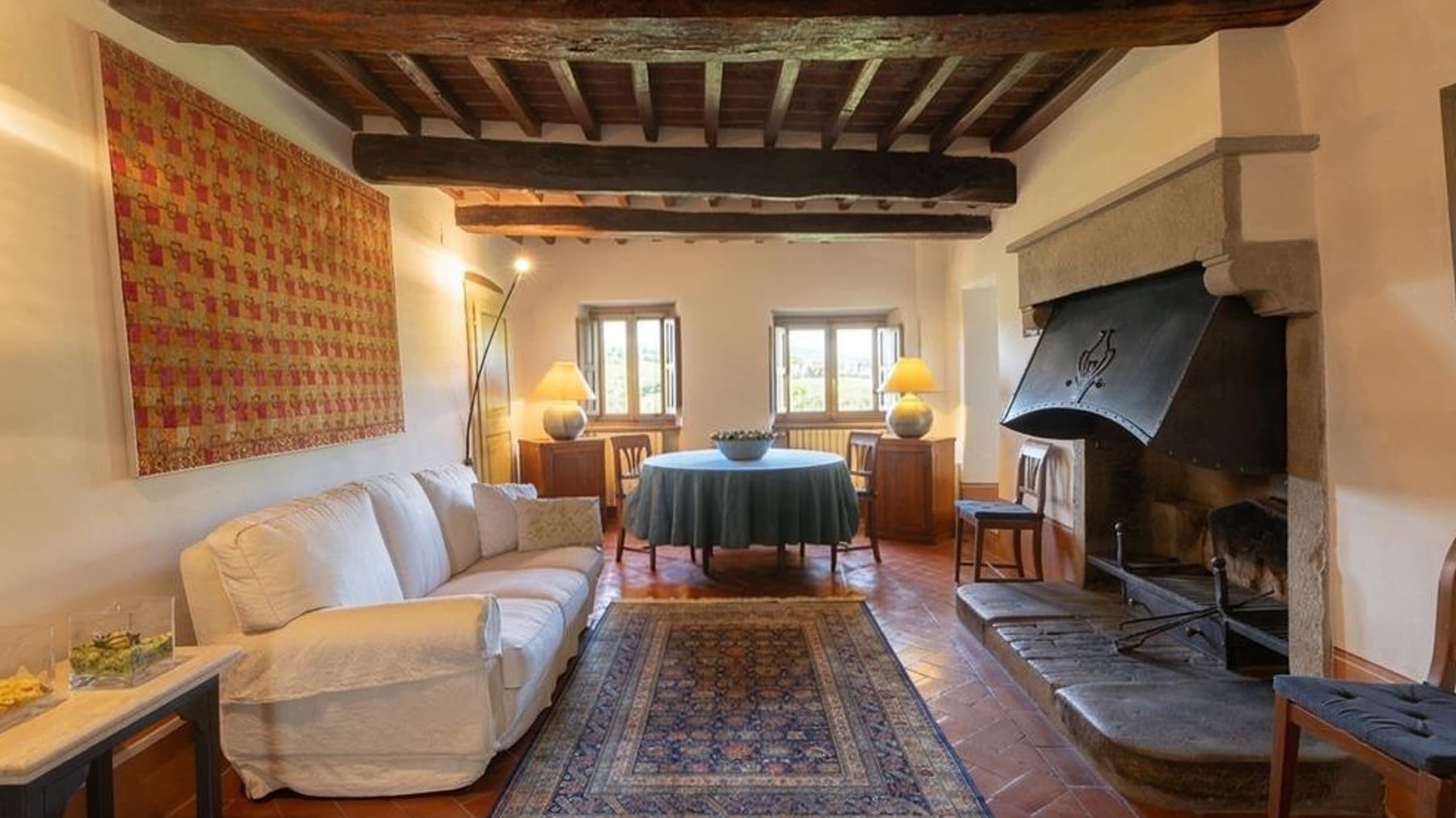 Casale storico a Campello sul Clitunno, Umbria