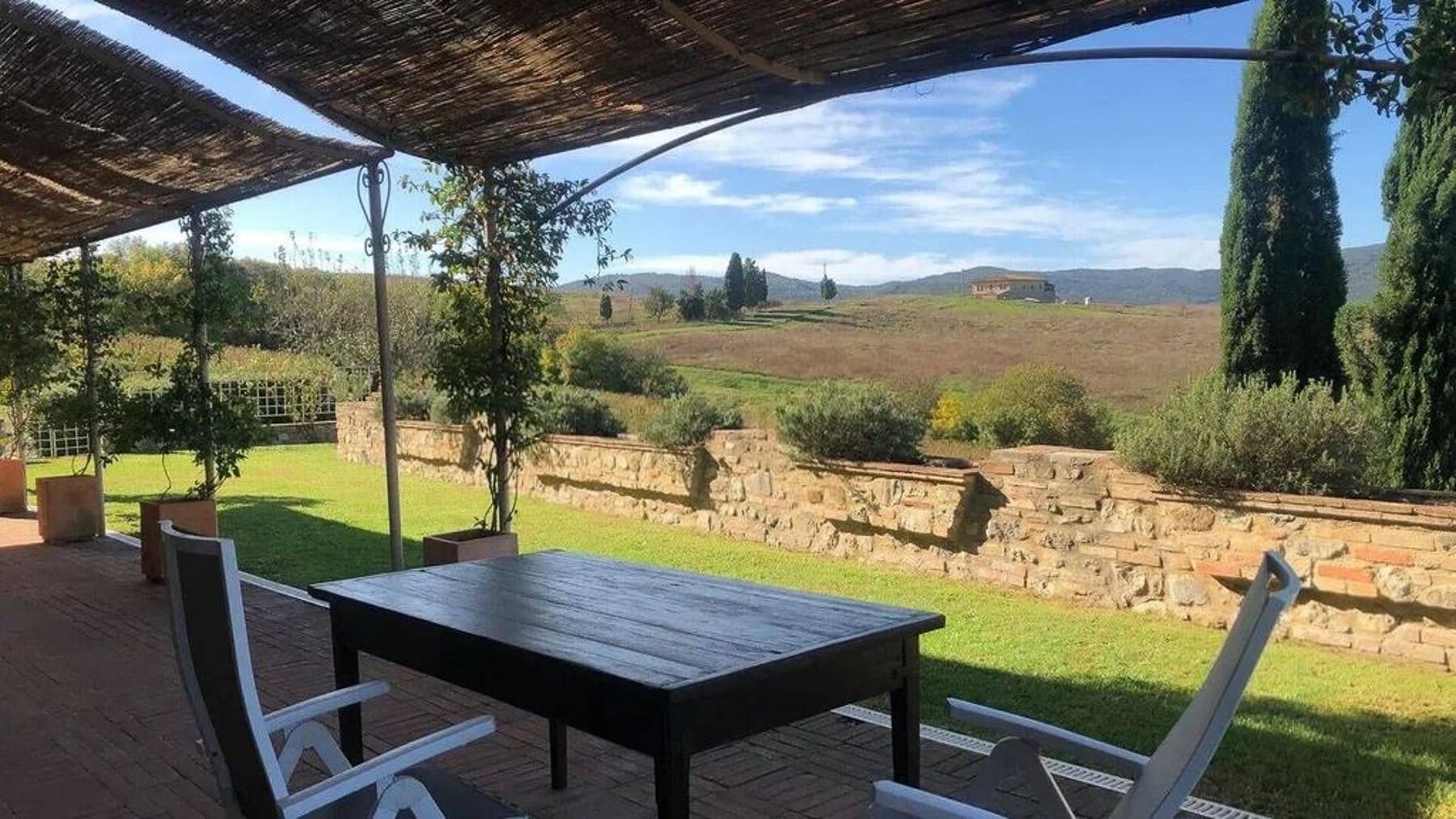 Villa storica in Val d'Orcia, Montalcino, Toscana