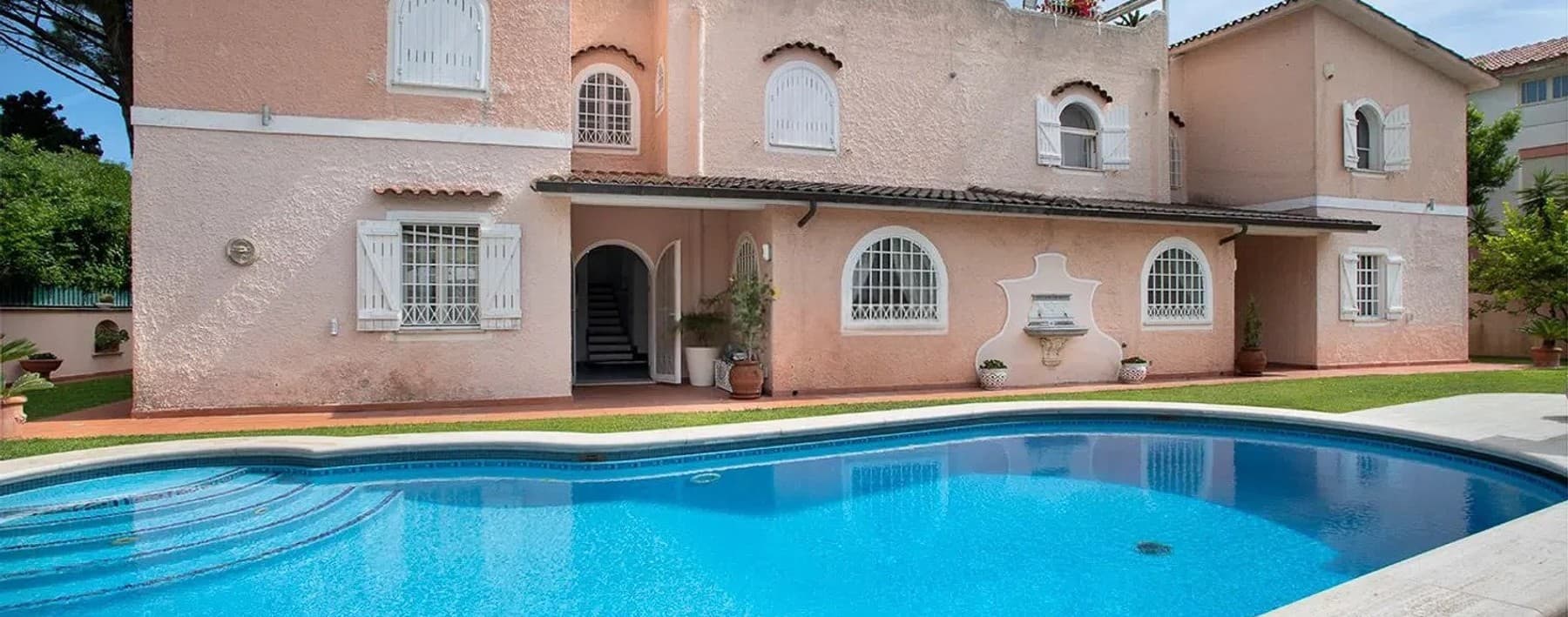 Villa 400 Mq con Piscina a San Felice Circeo