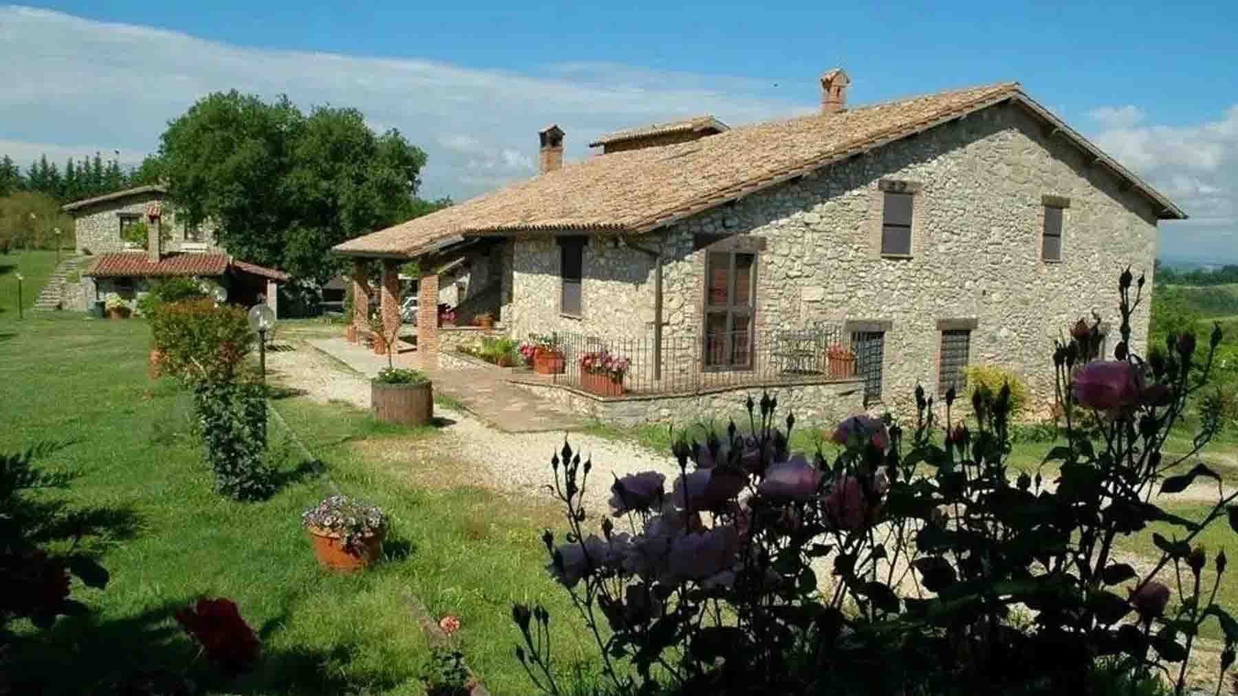 Casale in Umbria: agriturismo panoramico a Orvieto