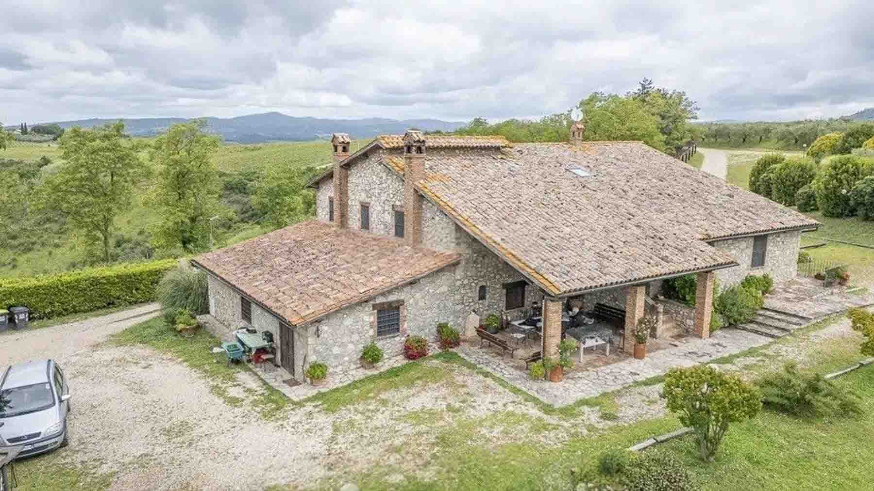 Casale in Umbria: agriturismo panoramico a Orvieto