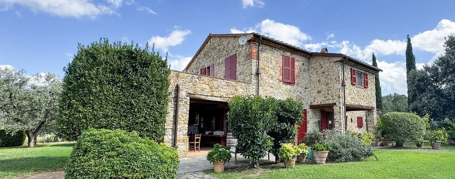 Casale caratteristico a Roccalbegna, cuore della Toscana