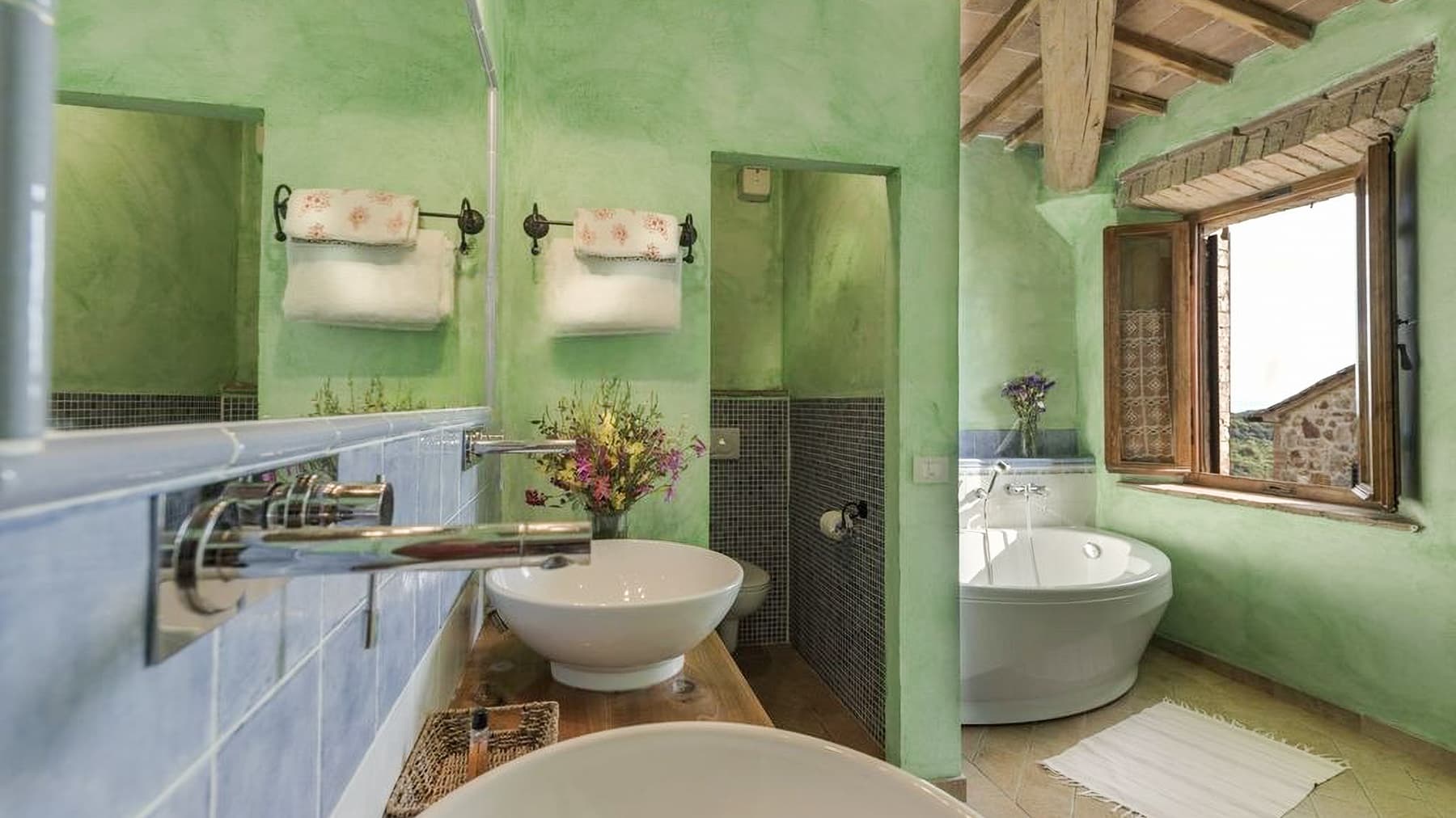 Casale a Murlo: tenuta con piscina nel cuore della Toscana