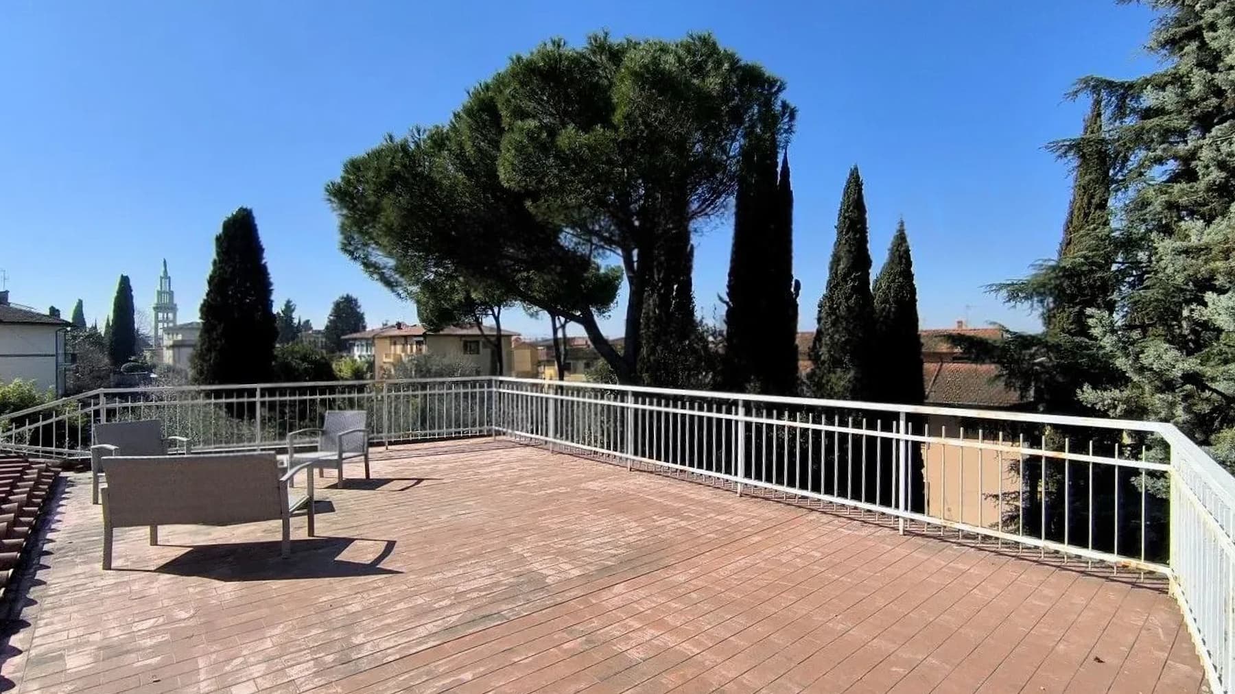 Villa esclusiva a Firenze con giardino e terrazza panoramica