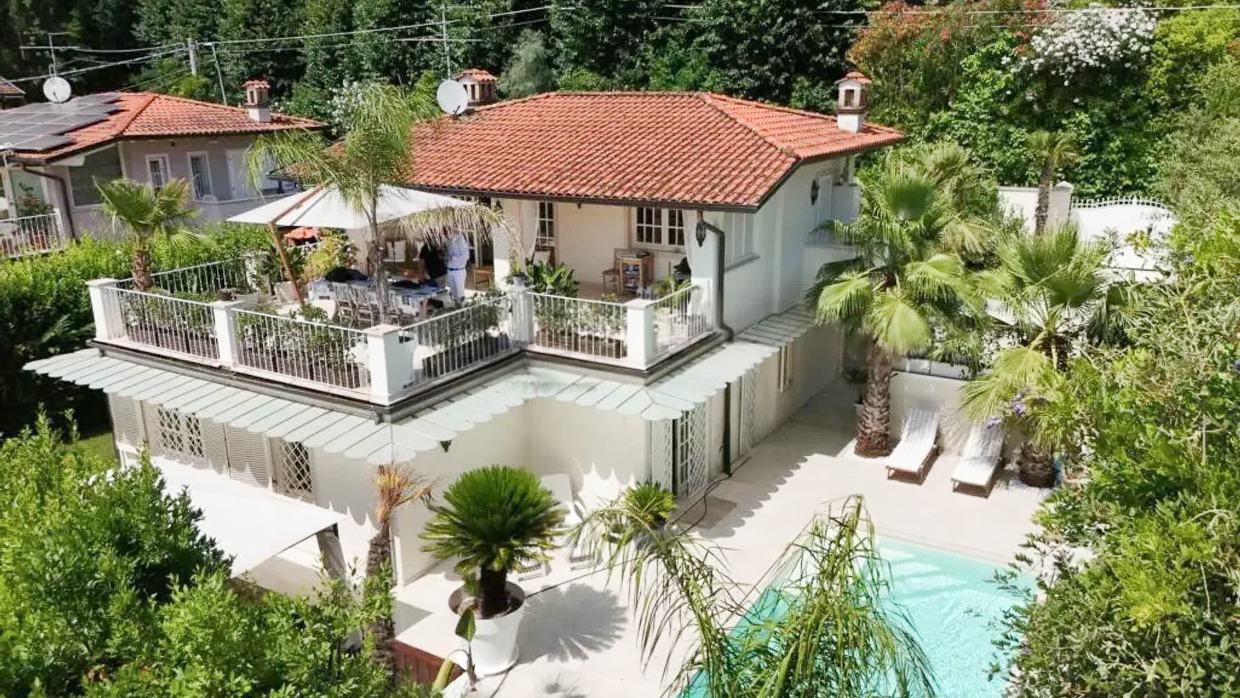 Villa esclusiva a Pietrasanta, cuore della Versilia