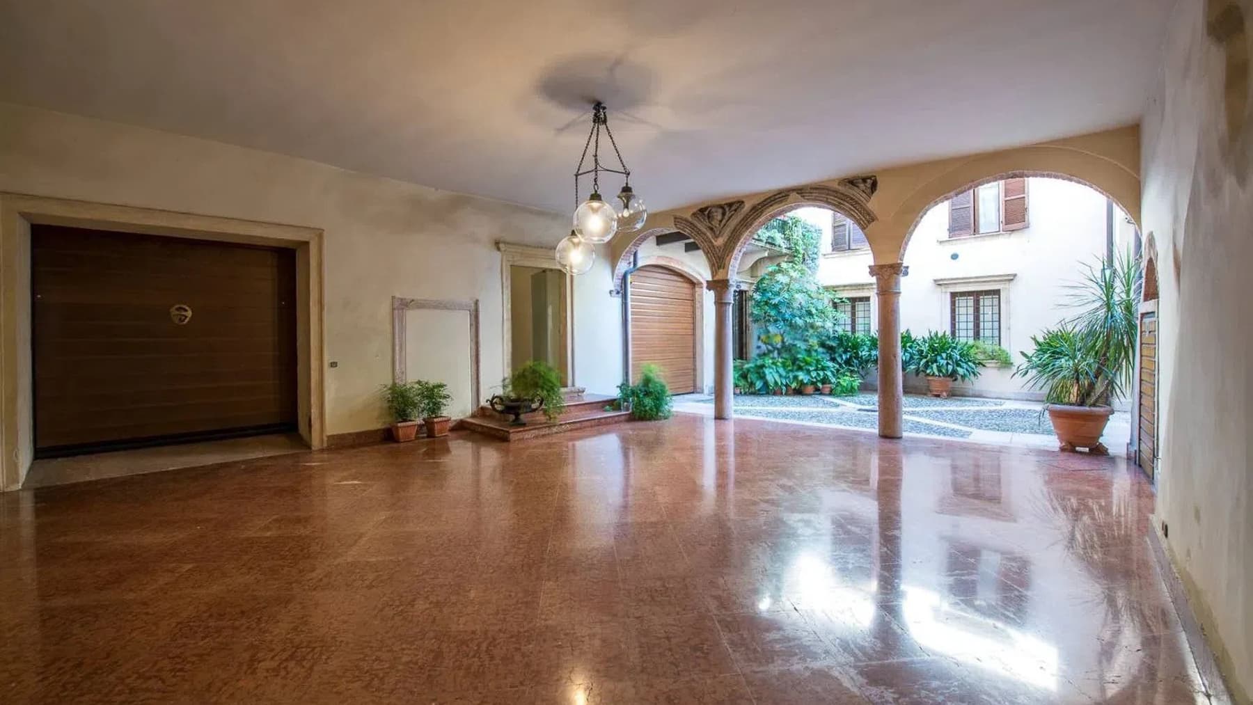 Charming Apartment in Verona, Veneto