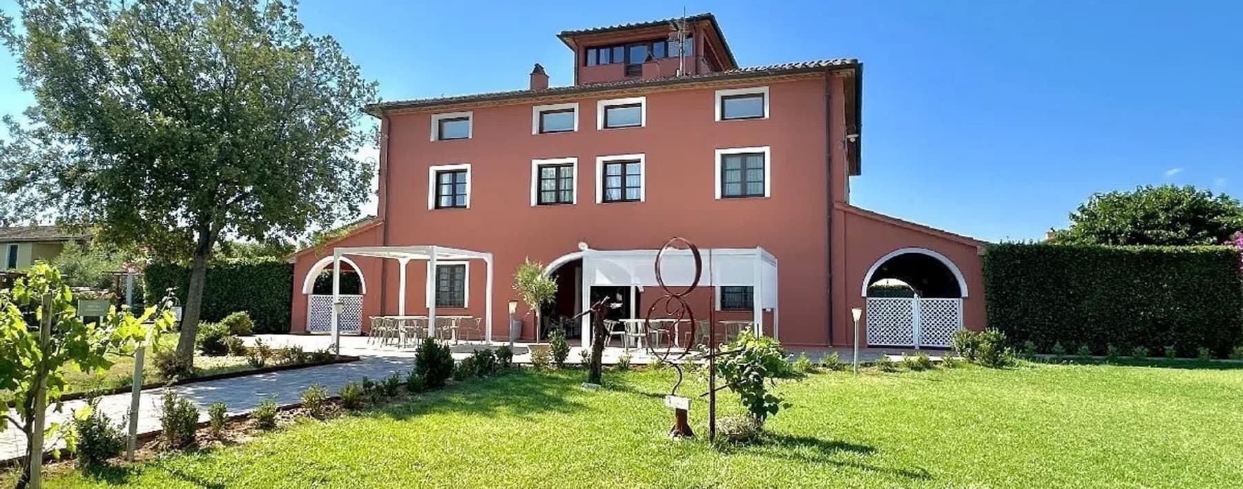 Villa esclusiva a Bolgheri, cuore della Toscana