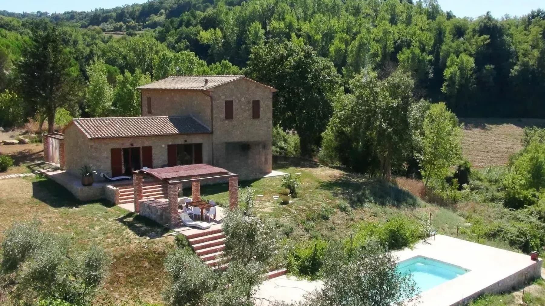 Casale in Toscana con Piscina a 10 km dal Mare