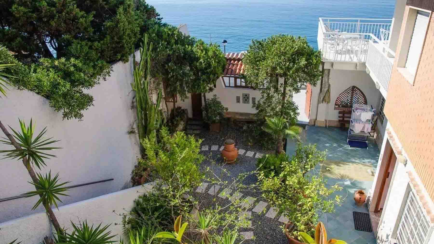 Charming Apartment in Livorno, Tuscany