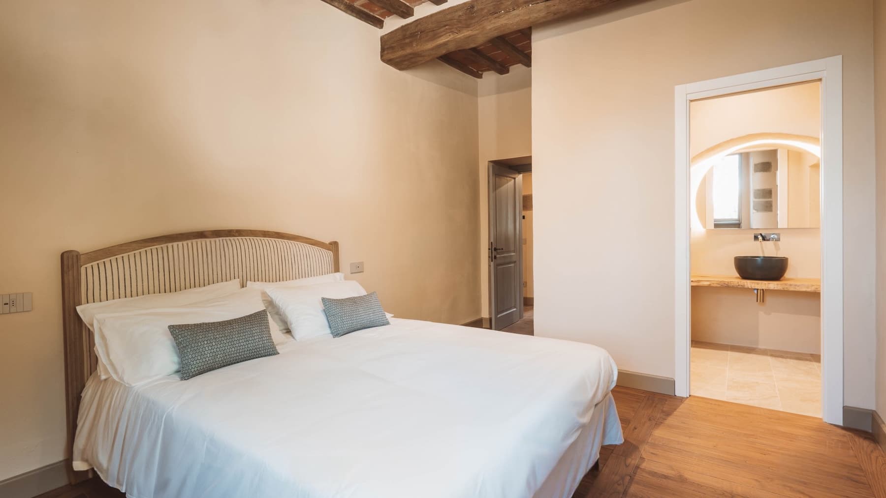 Villa con piscina e giardino a Lisciano Niccone, Umbria