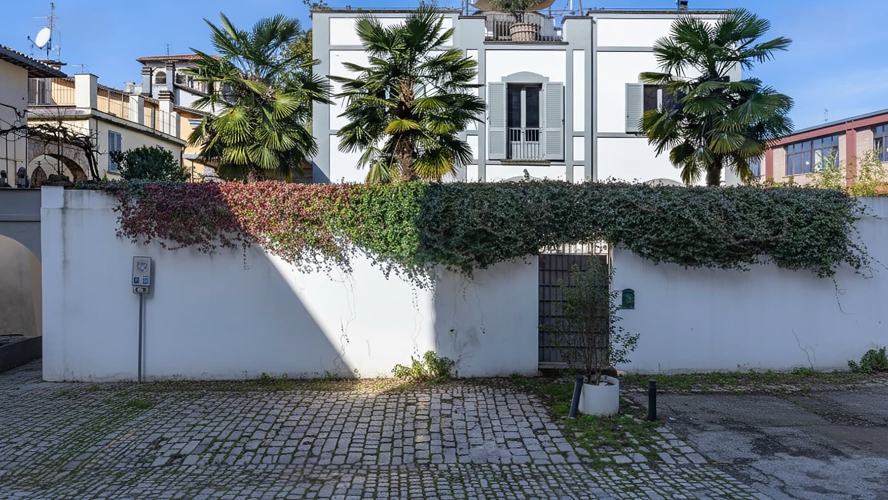 Villa spaziosa con giardino a Città di Castello