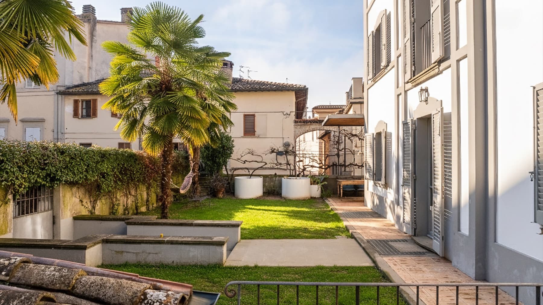 Villa spaziosa con giardino a Città di Castello