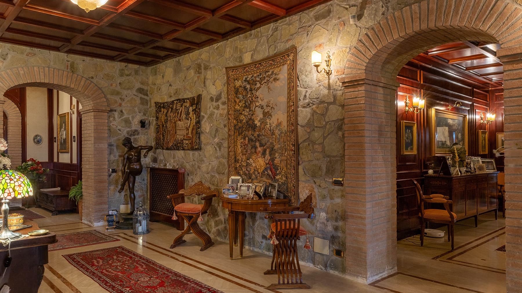 Tenuta-Complesso a Monteleone d'Orvieto, cuore Umbria