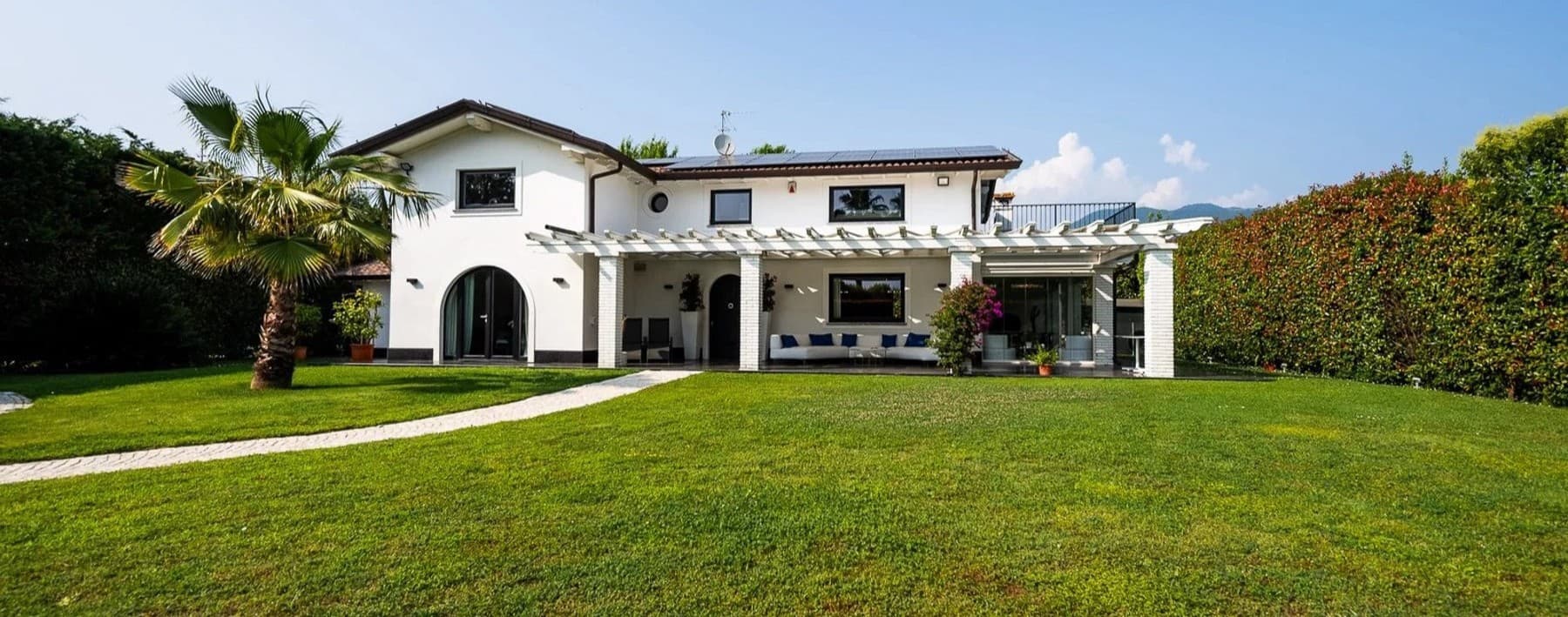 Villa Del Primo in Pietrasanta, Tuscany