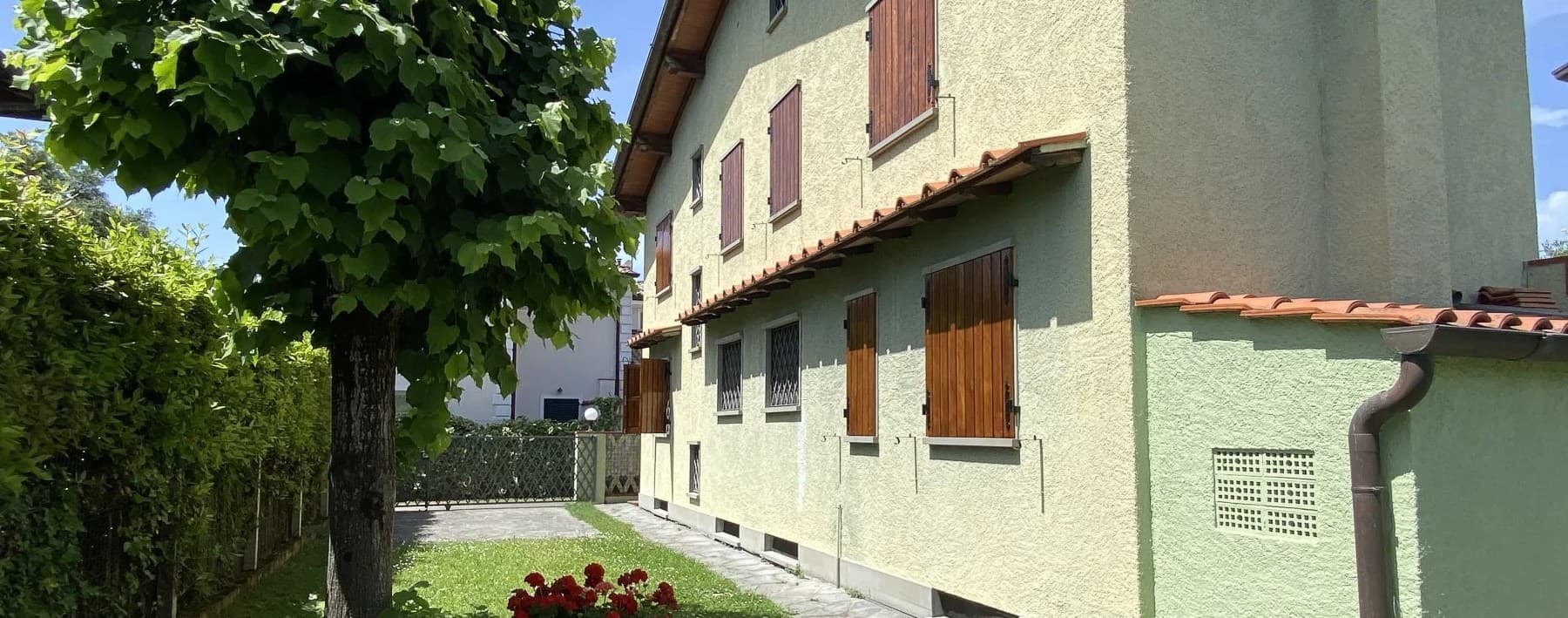 Casa indipendente a Forte dei Marmi, vicino al centro