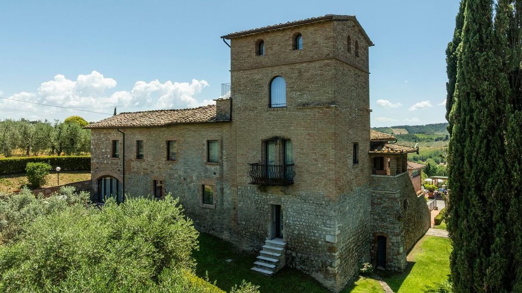 Rustic Country House in San Gimignano, Tuscany