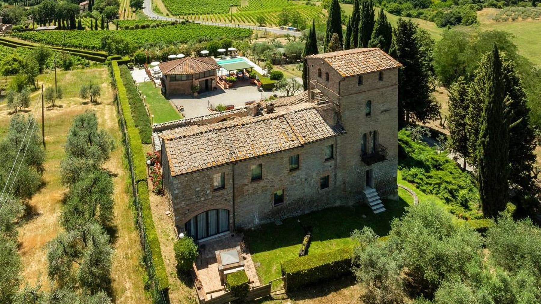 Rustic Country House in San Gimignano, Tuscany