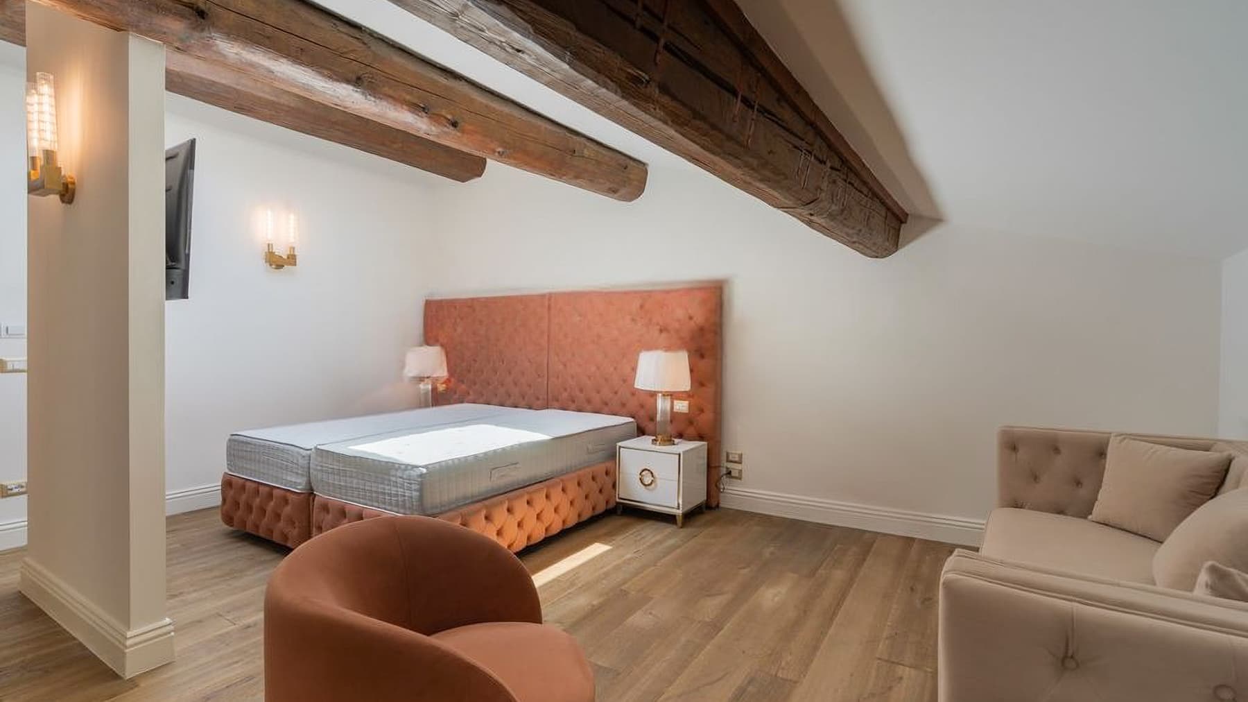 Elegant Hotel in the Heart of Florence, Tuscany