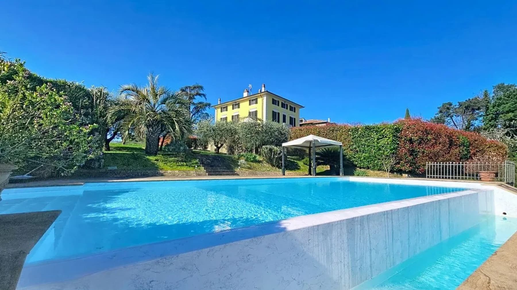 Charming Villa in Basetti, Tuscany