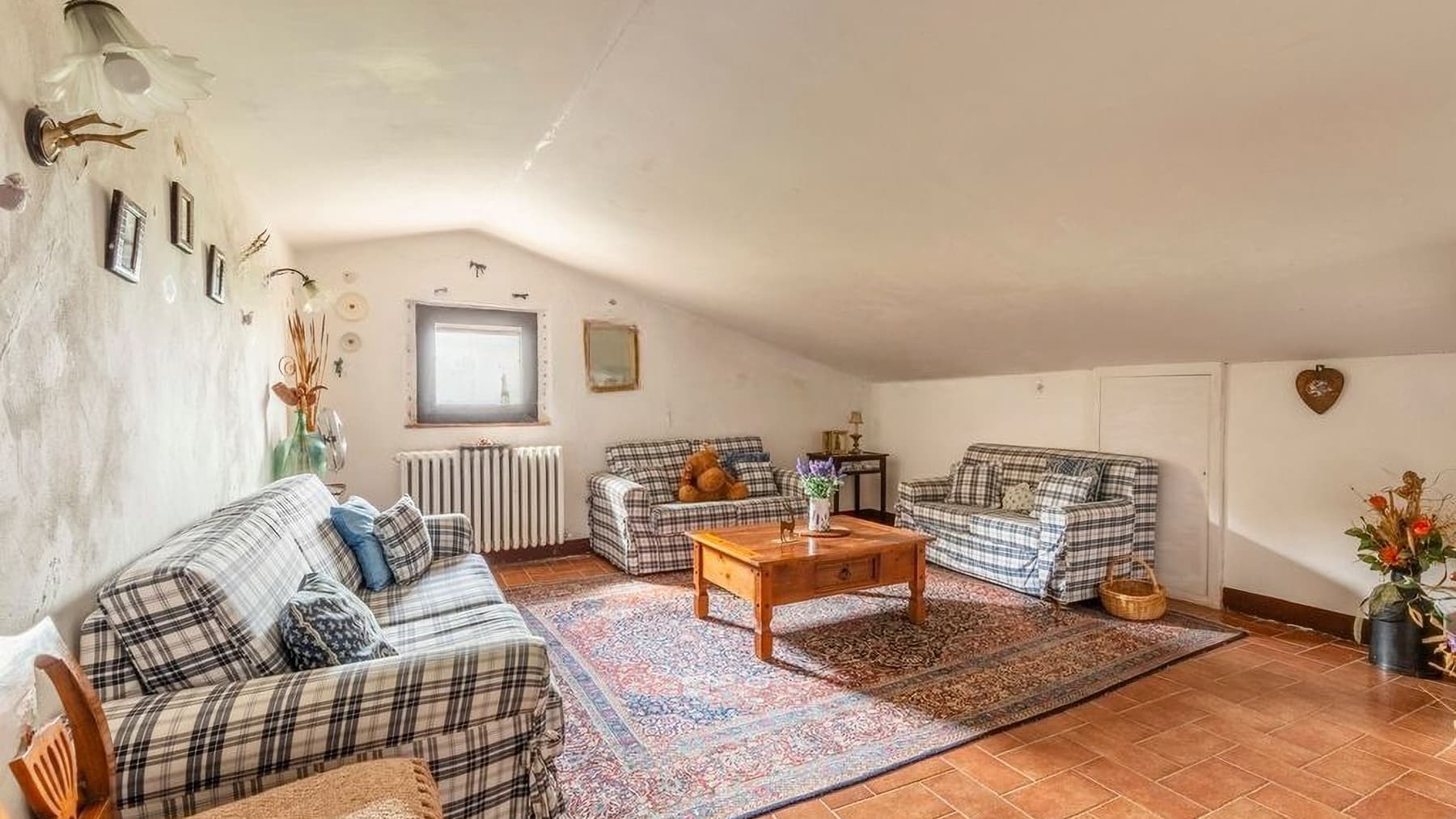 Exclusive Tenuta-Complesso in Charming Chiusure, Tuscany