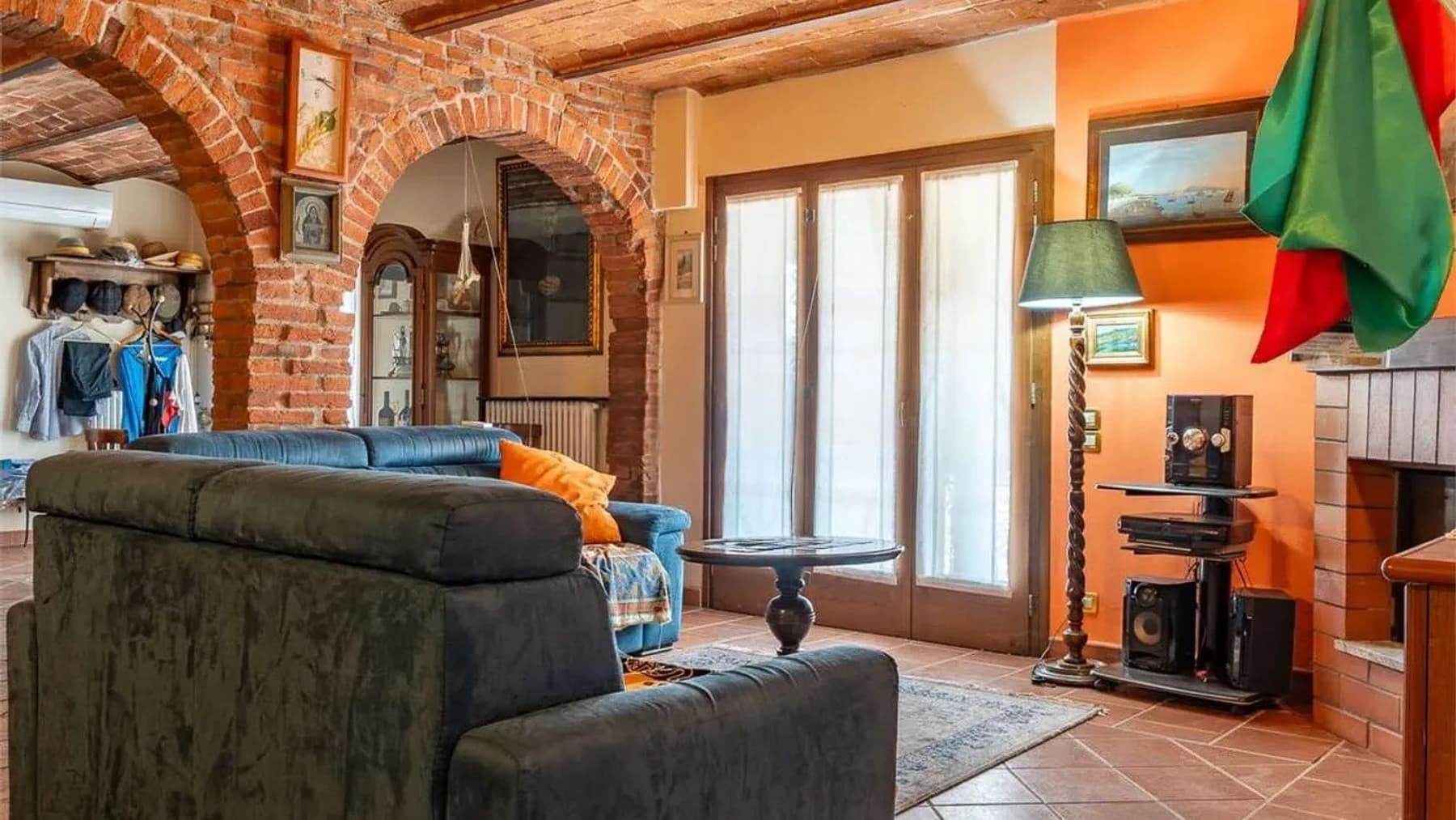 Villa con Piscina e Vigneto a Massa Marittima, Toscana