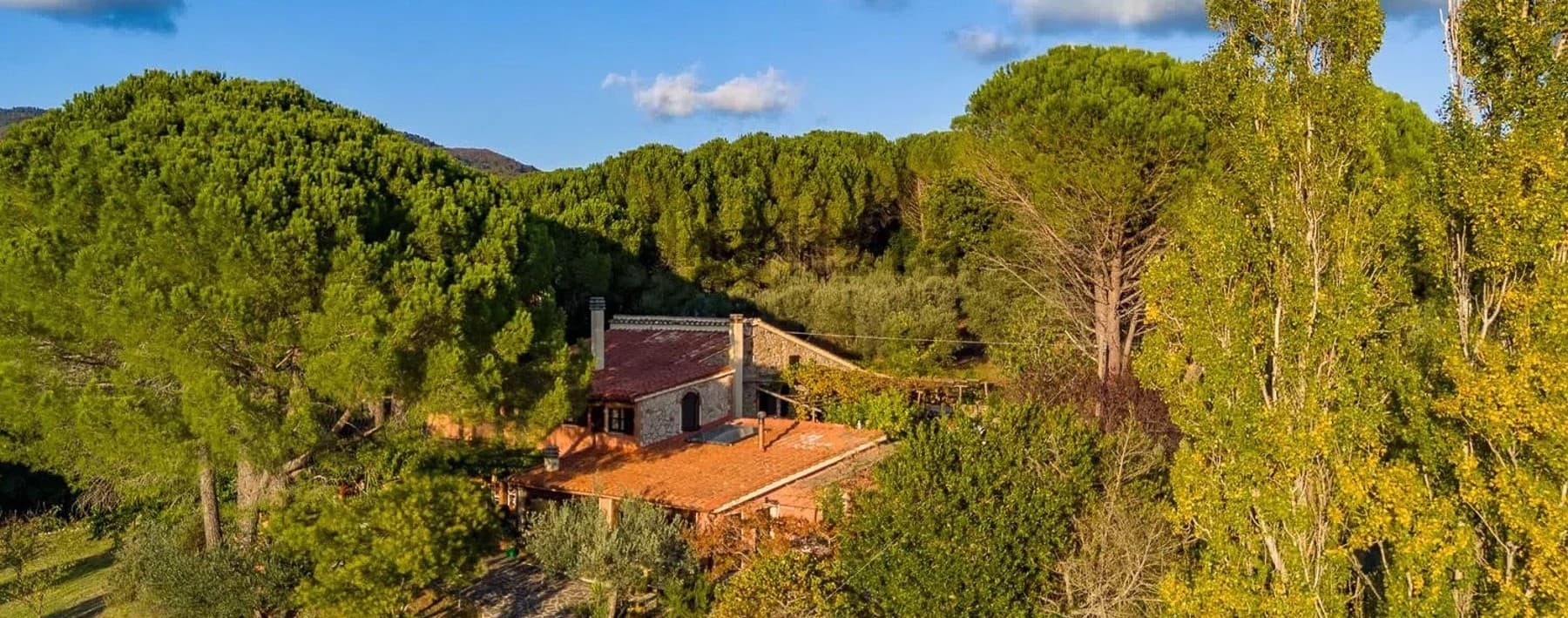 Casale in Maremma Toscana, vista lago e mare