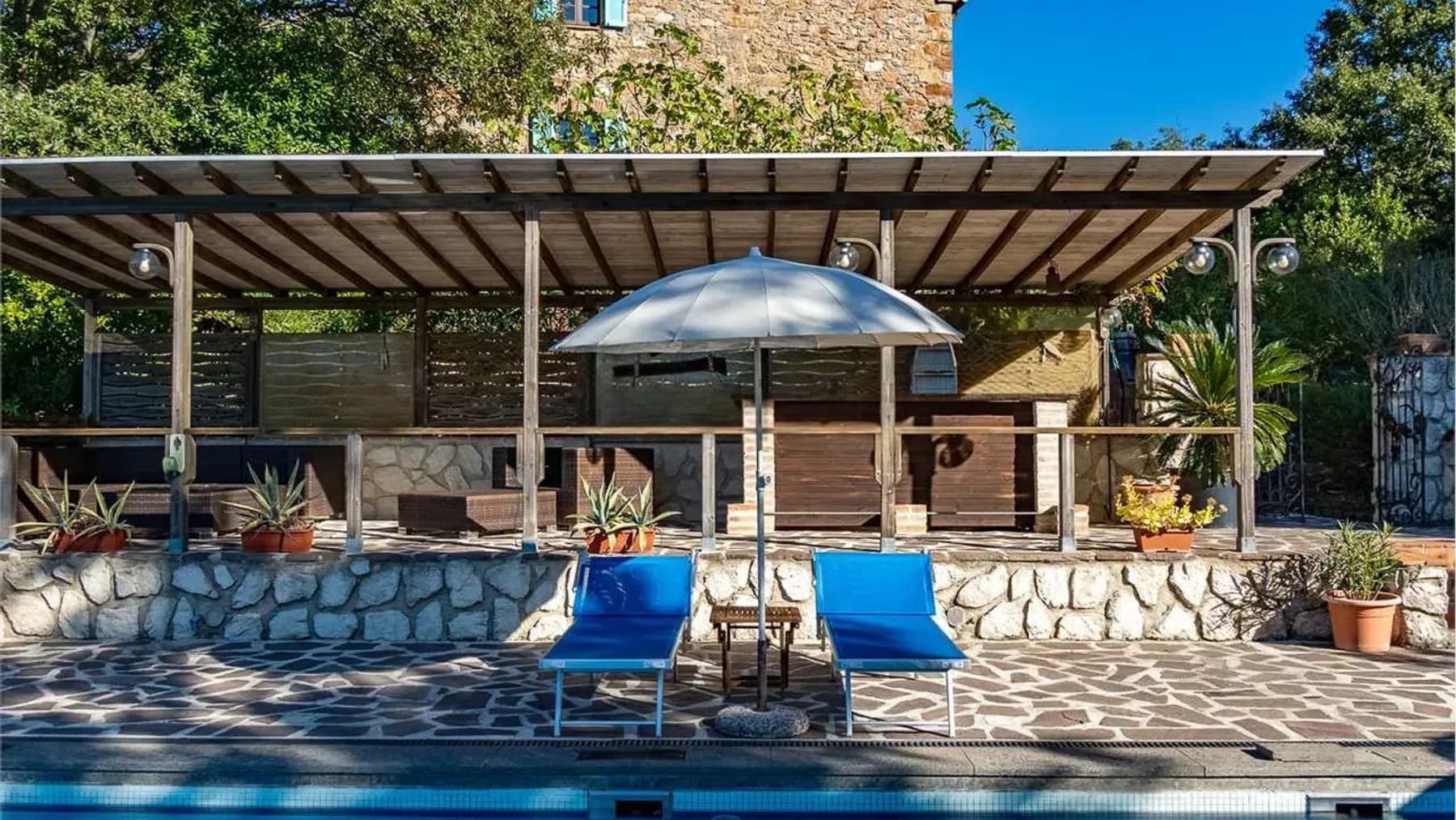 Casale esclusivo a Montieri, nel cuore della Toscana
