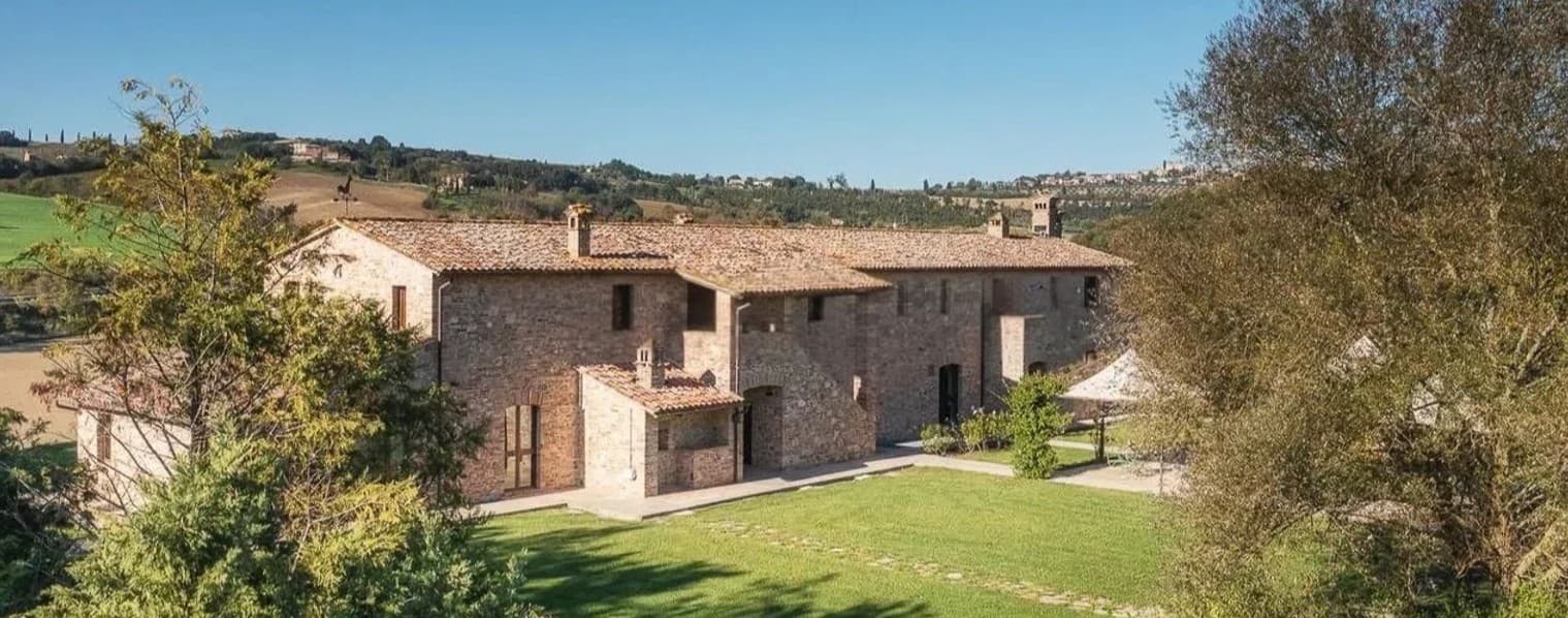 Casale storico ristrutturato con piscina a Todi, Umbria