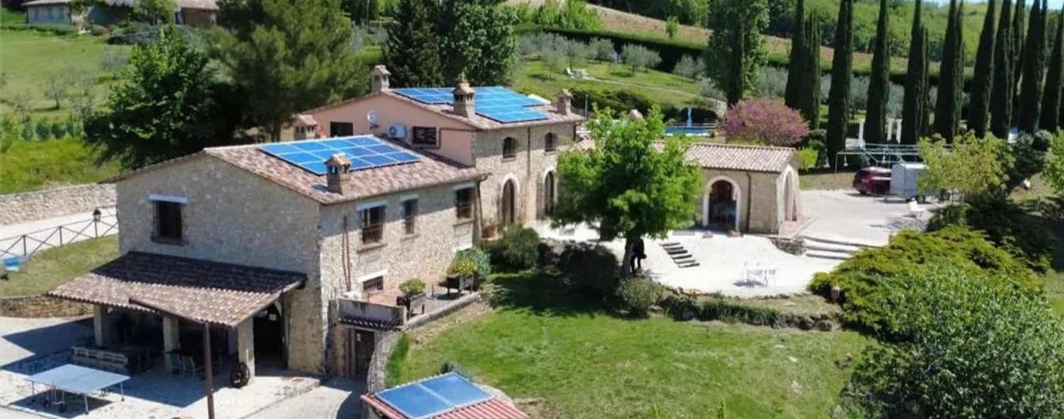 Charming Villa in Todi, Umbria's Scenic Beauty