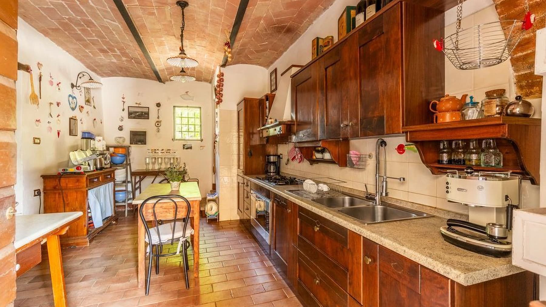 Villa storica con piscina a Chiusure, Toscana