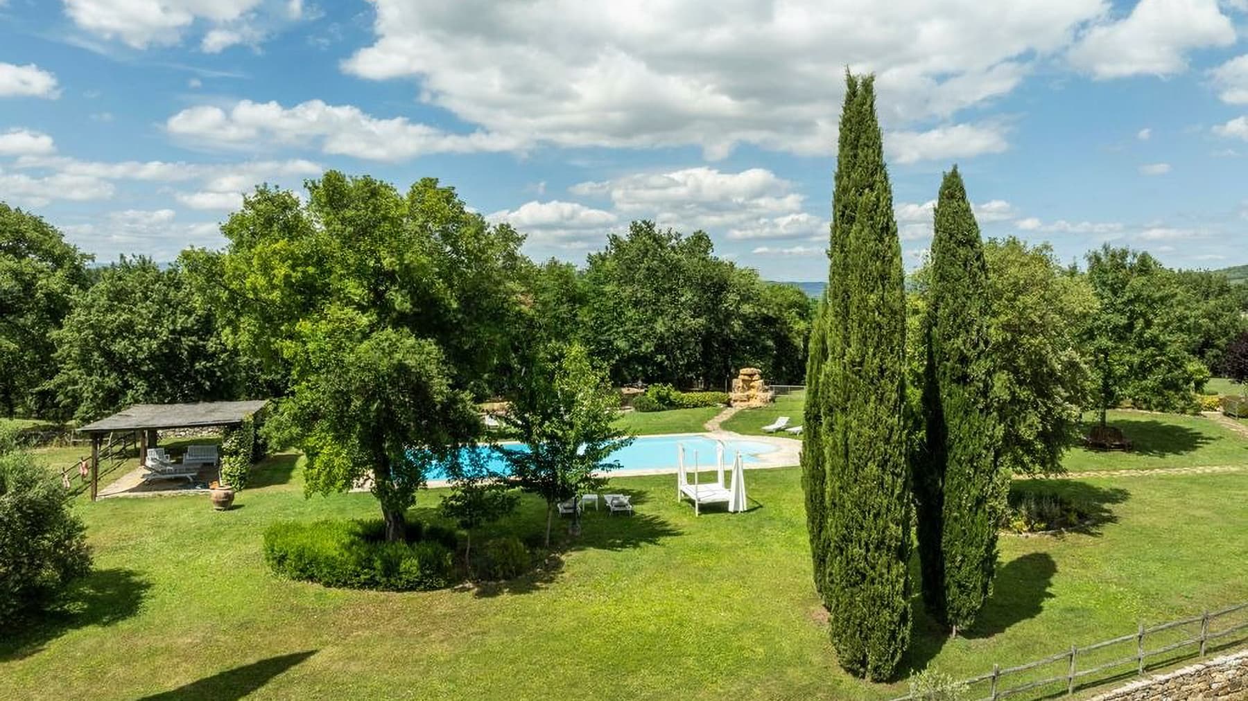 Casale panoramico nel cuore del Chianti aretino