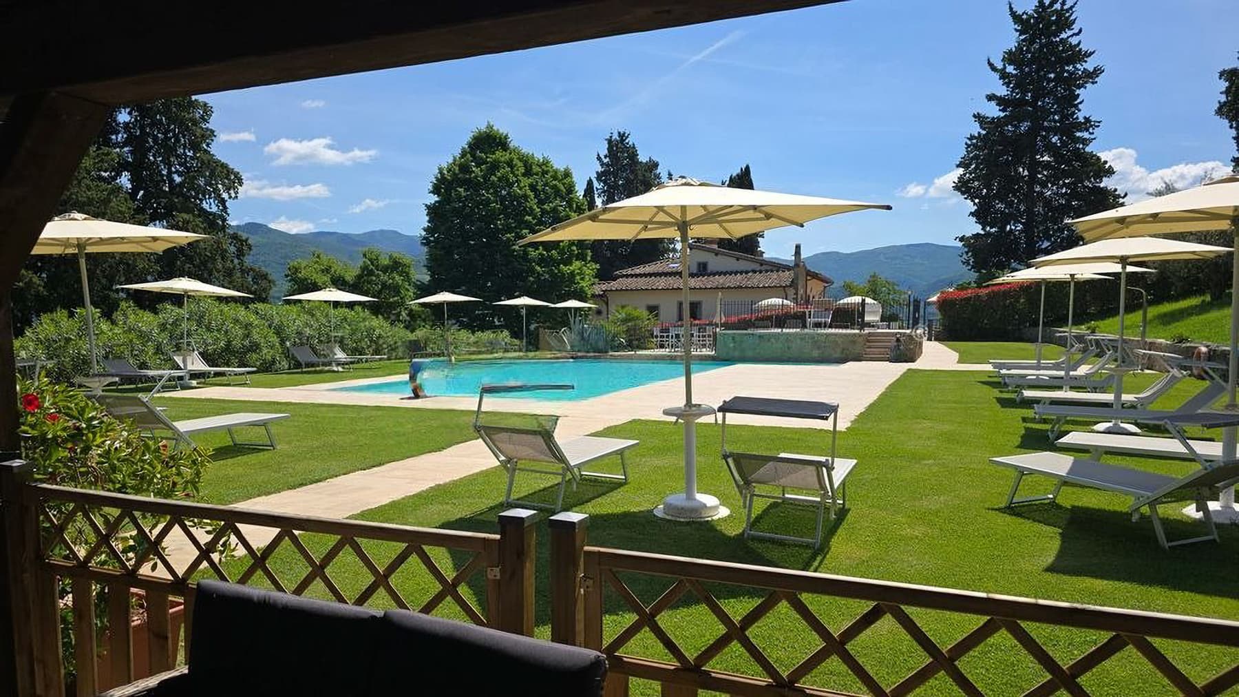 Casale panoramico nel Mugello, Dicomano, Toscana