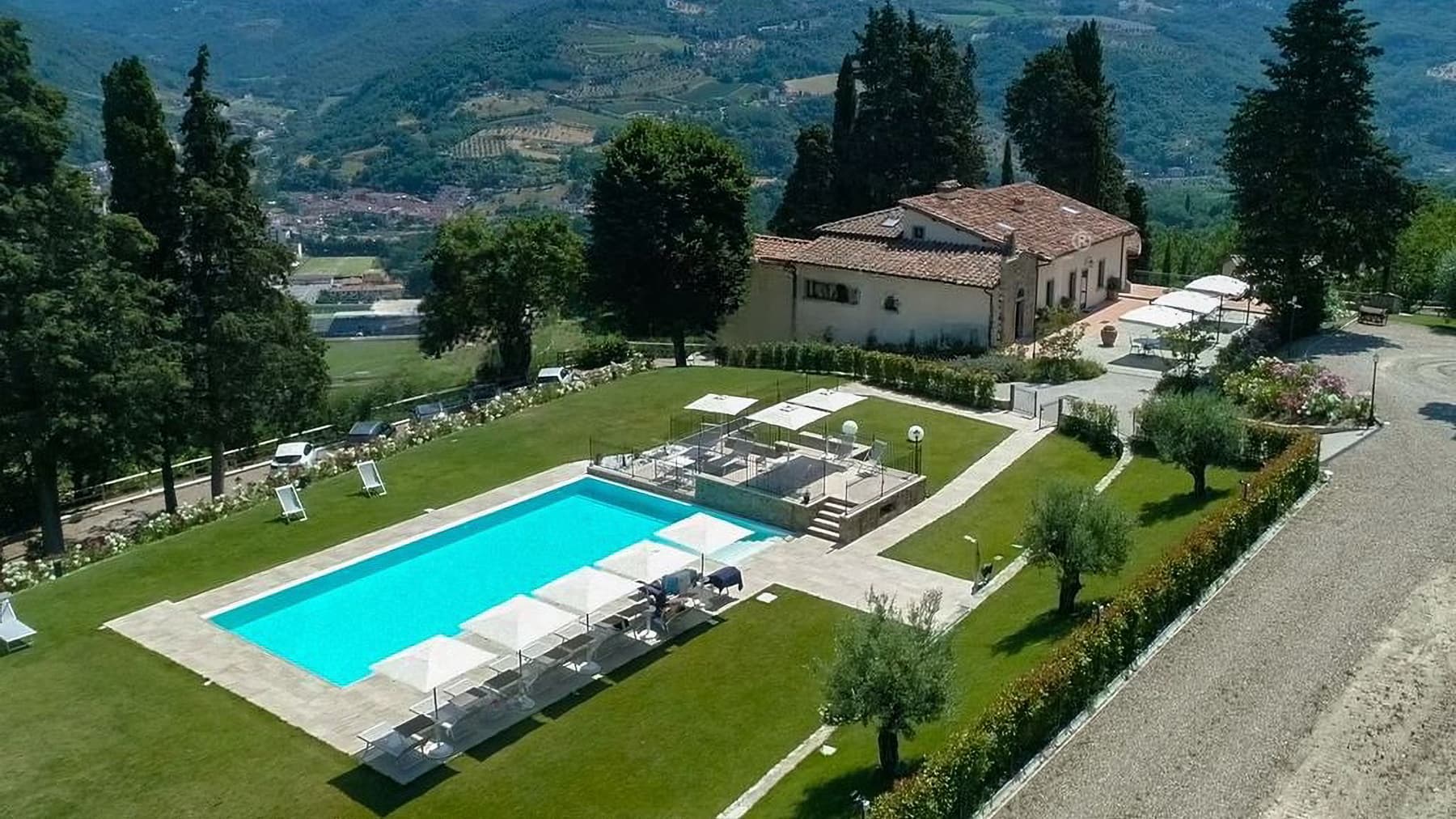 Casale panoramico nel Mugello, Dicomano, Toscana