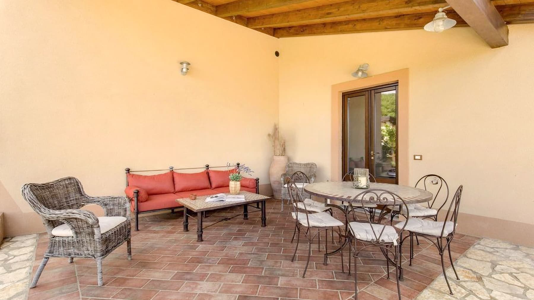 Tenuta-Complesso a Scarlino, Maremma Toscana con piscine