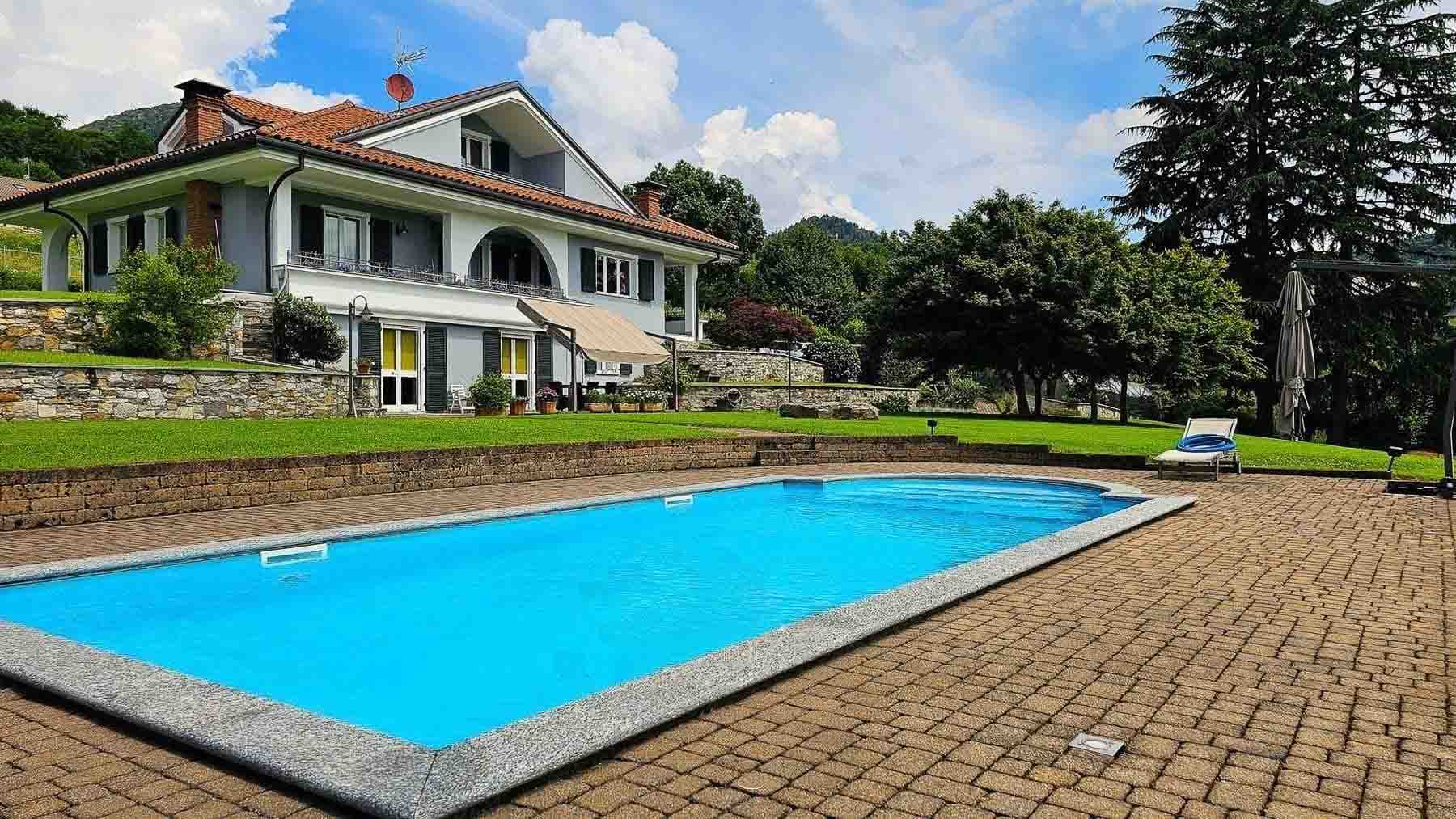 Villa by Lago Maggiore in Verbania, Piedmont