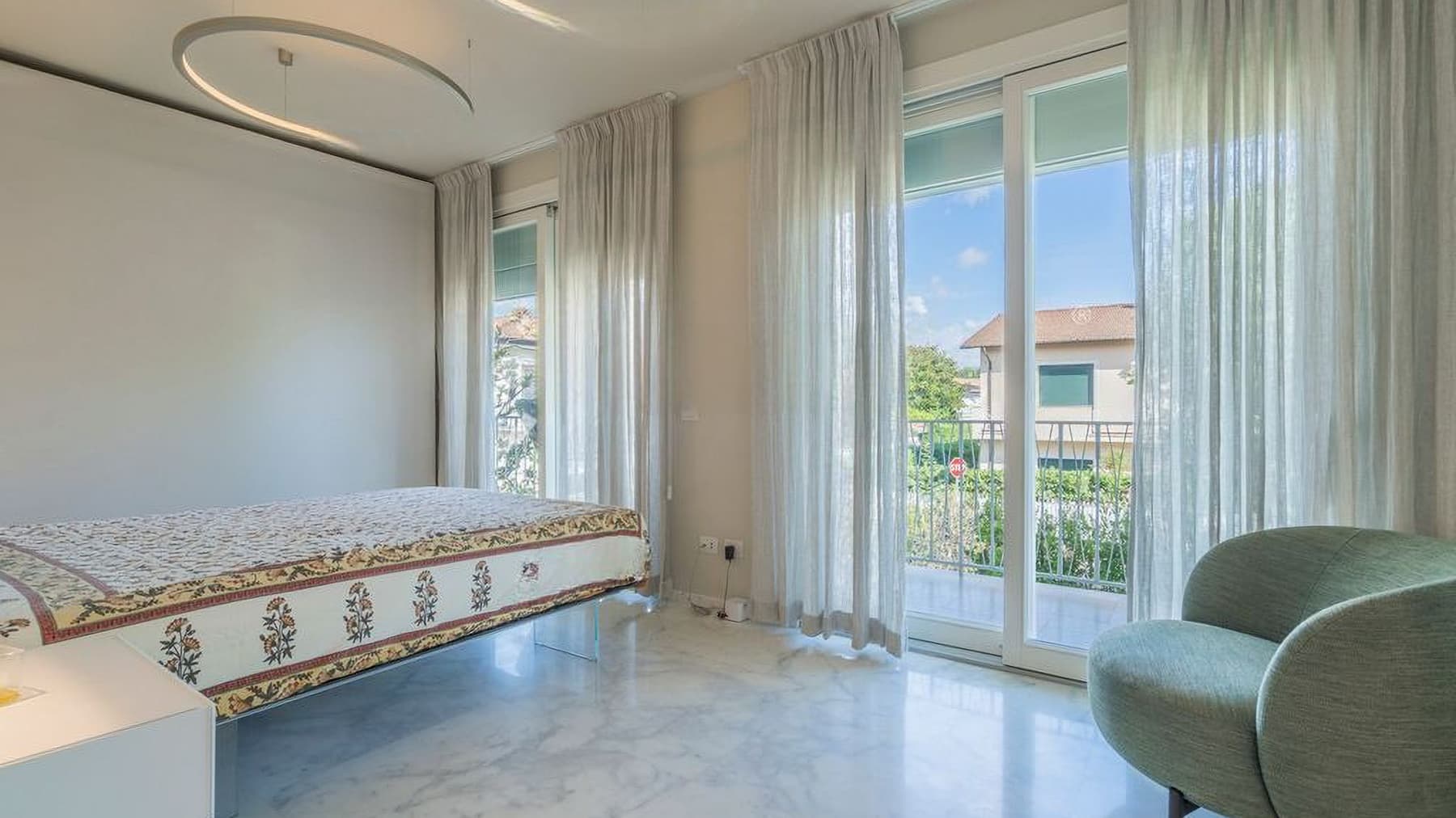 Elegant Villa in Prestigious Forte dei Marmi, Tuscany