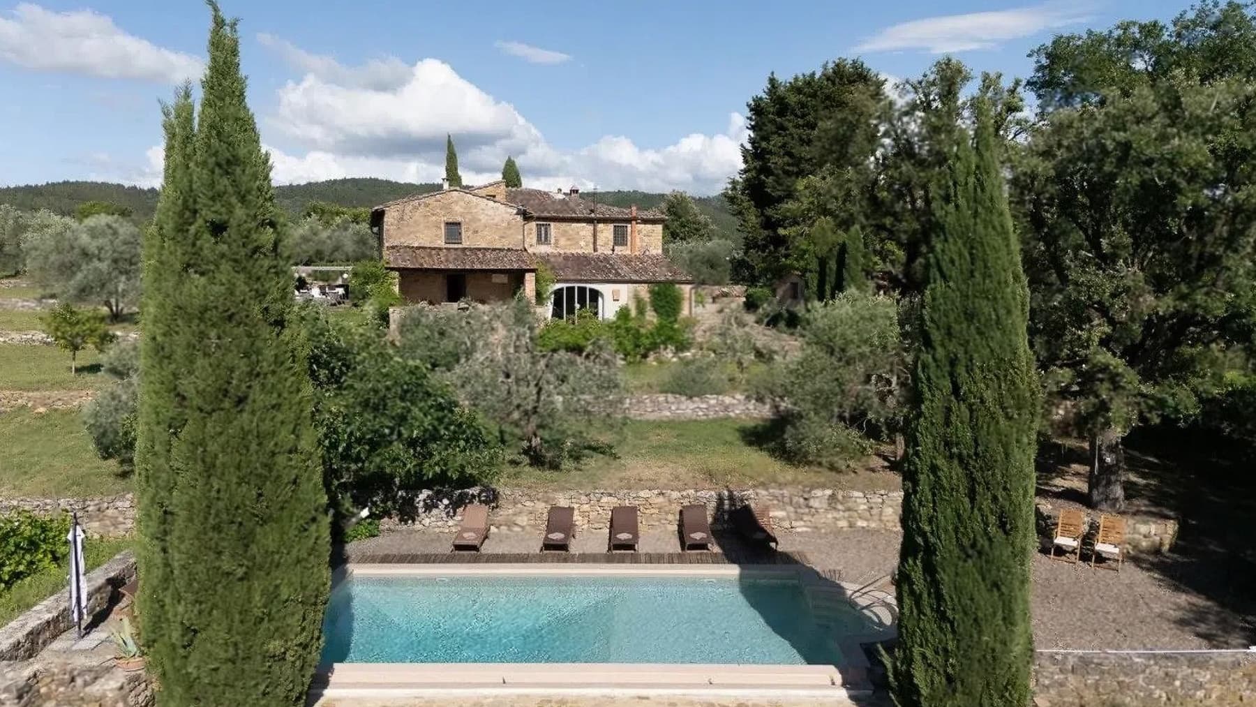 Casale in Toscana: Eleganza tra le colline del Chianti