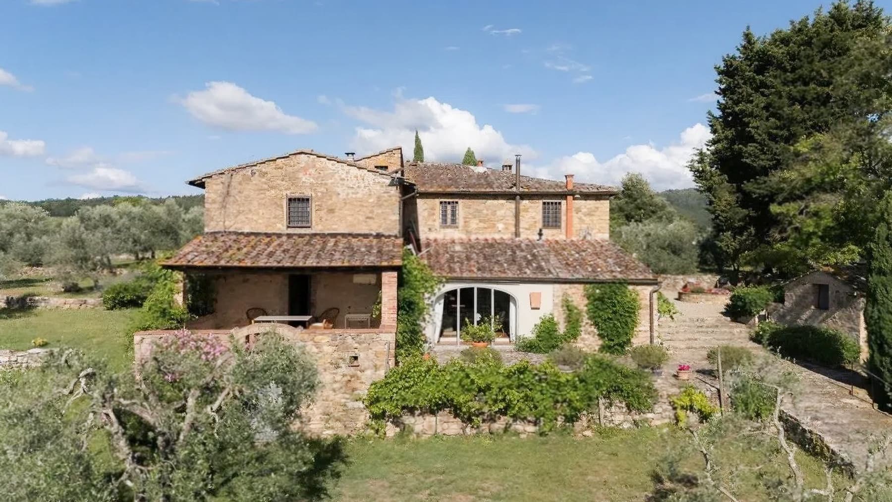 Casale in Toscana: Eleganza tra le colline del Chianti