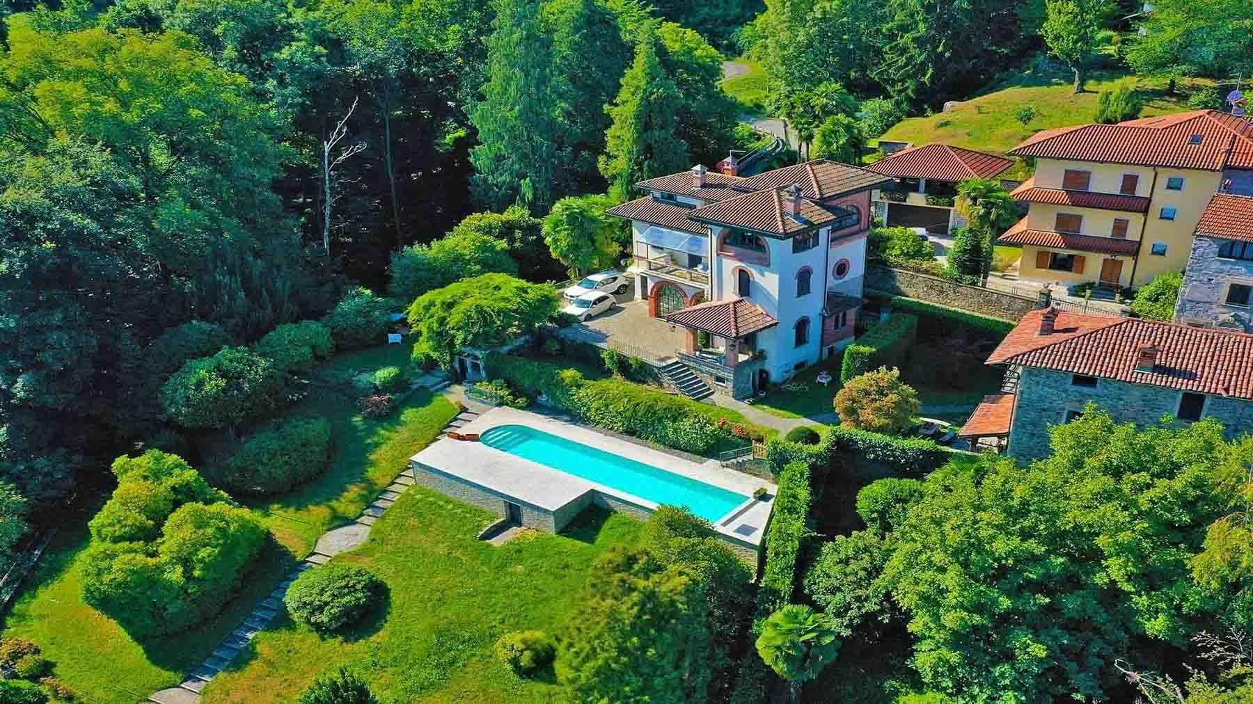 Villa in Stresa Overlooking Lago Maggiore, Piemonte