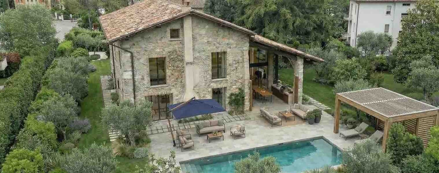 Villa in Desenzano del Garda, Lake Garda, Italy