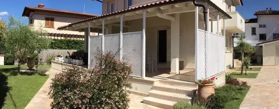 Villa in Marina di Pietrasanta, Tuscany