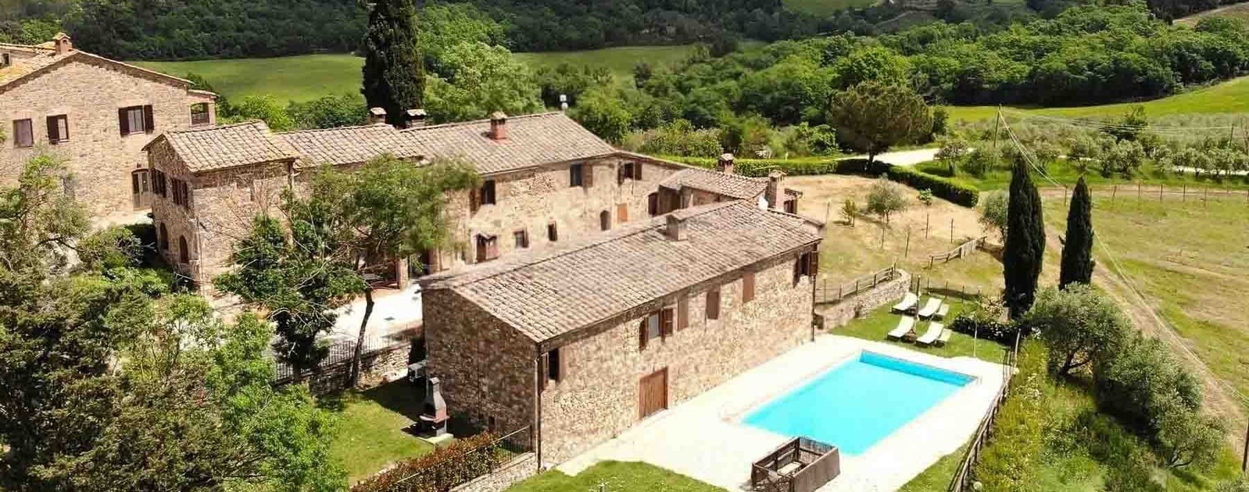 Estate Complex in Castellina, Tuscany's Chianti Region