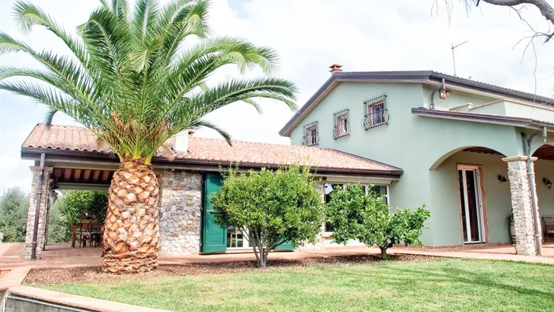 Charming Villa in San Vincenzo, Tuscany