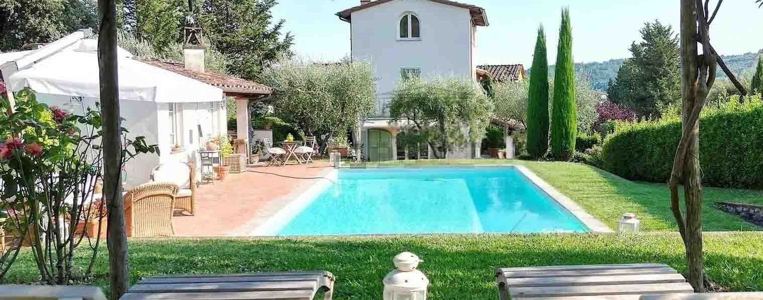 Charming Country House in Lucca, Tuscany